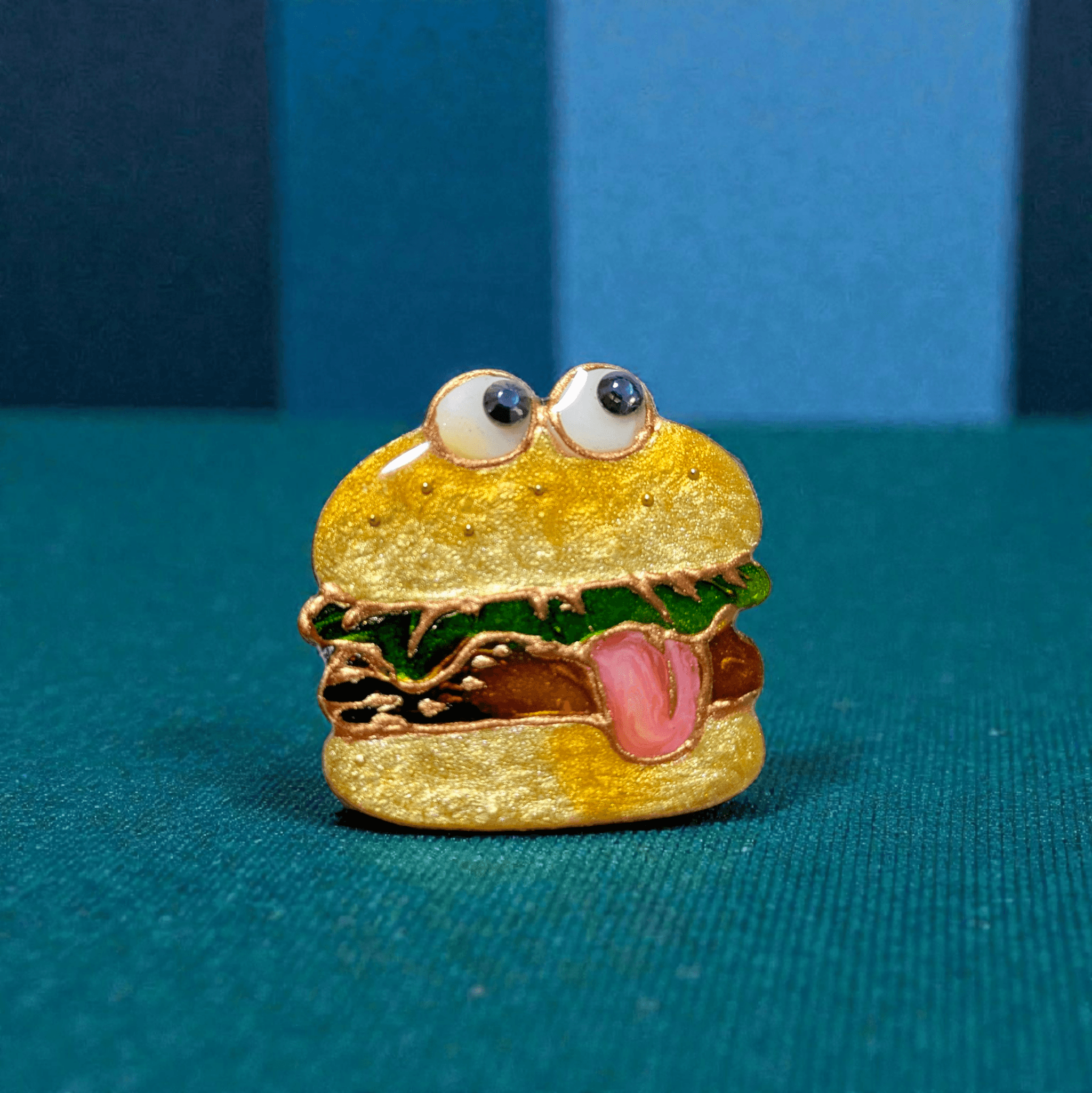 ハンバーガーモンスターのブローチ