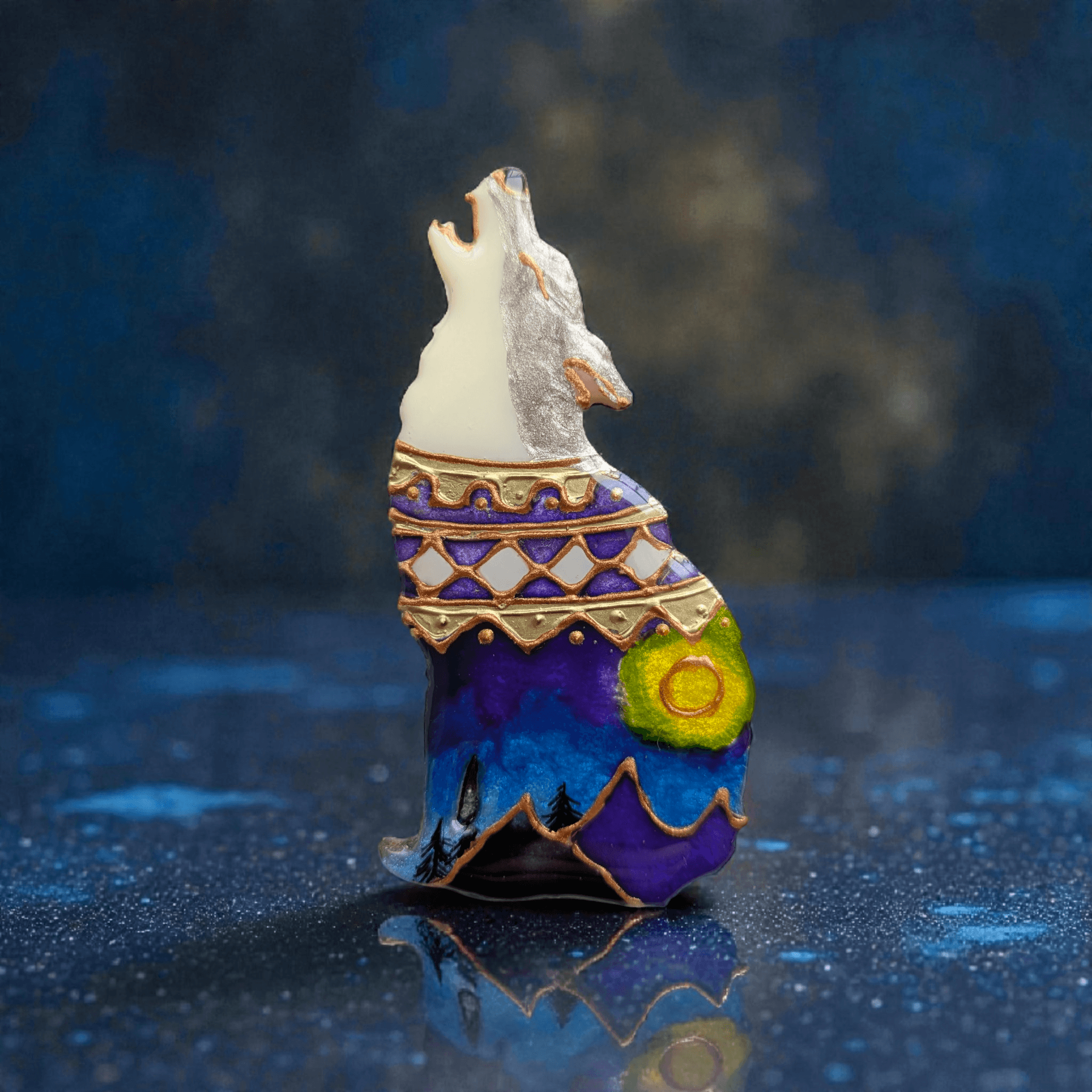 月夜のオオカミブローチ