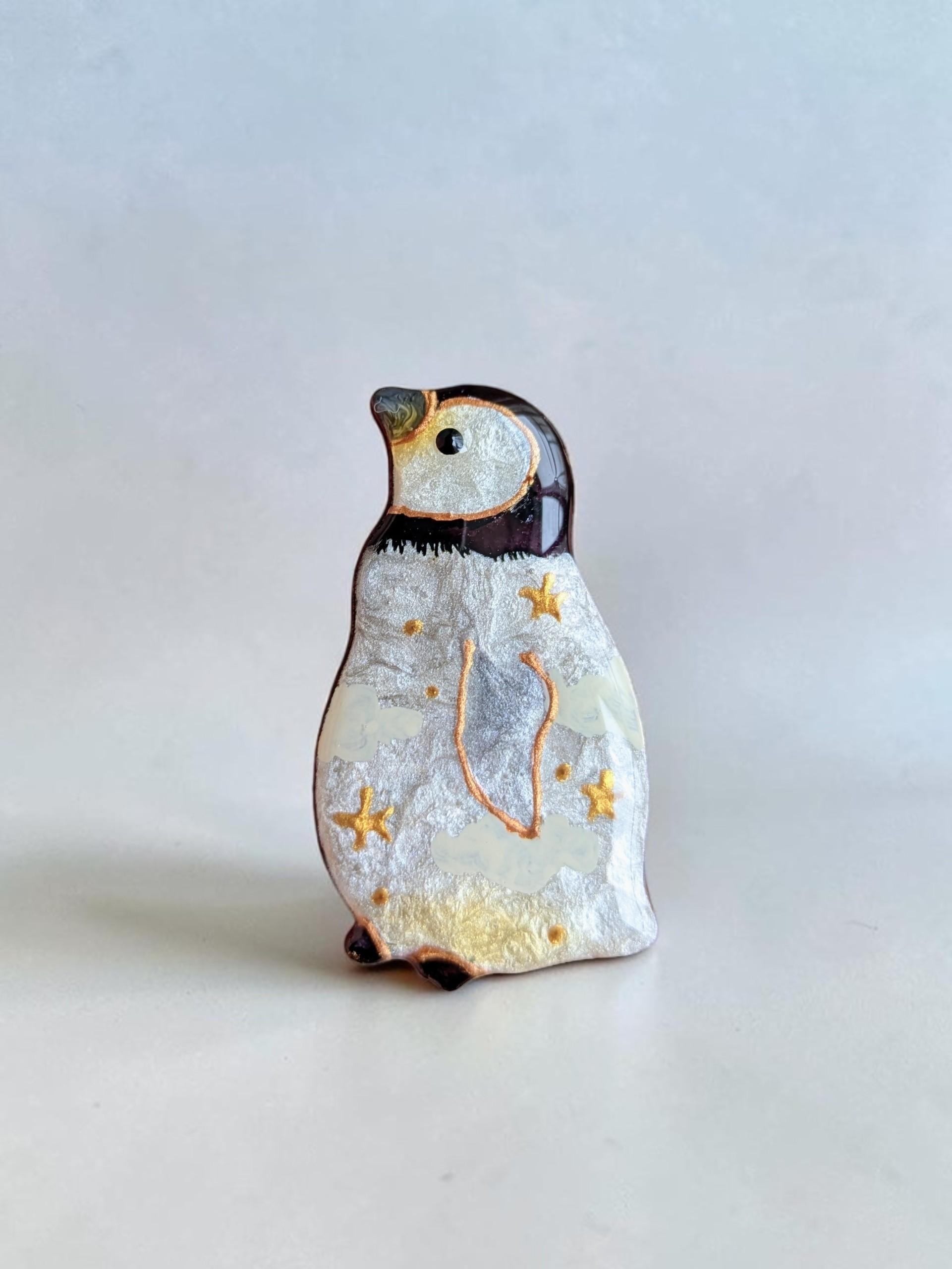 ペンギンの赤ちゃんブローチ
